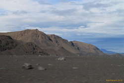 Zooming north from Kverkhnúkaskarð