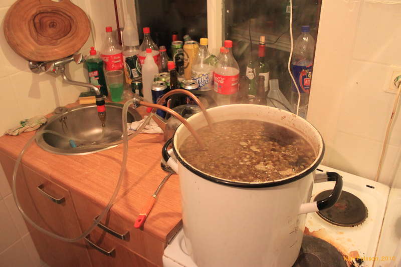 About as full as I've ever had the kettle
