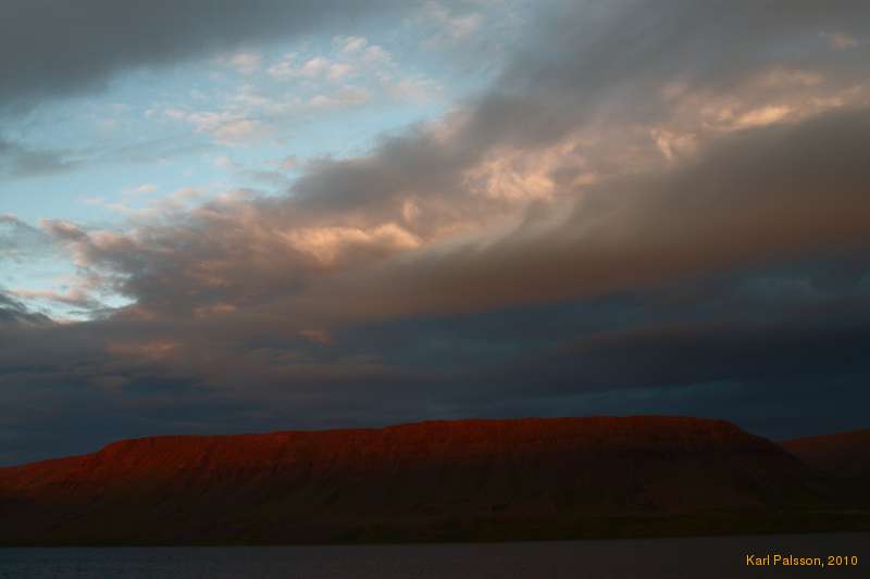 Sunset on the hills near Gilsfjörður