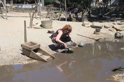Kata panning for gold at Sovereign Hill