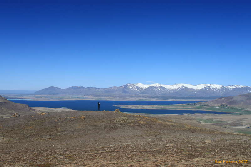 Ævar on the ridge to Skálartindur