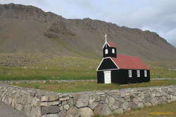 Saurbærjakirkja at Rauðasandur