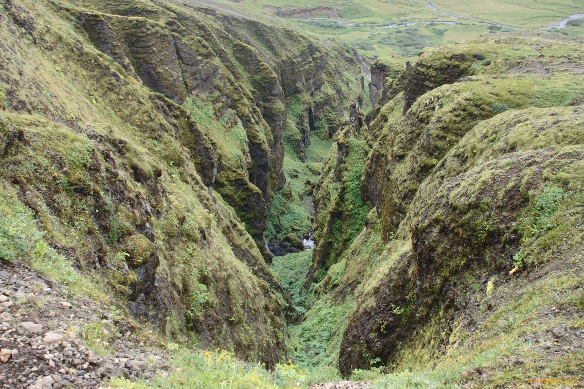Deep in Þórisgil