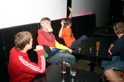 Arni is too cool to watch the band
