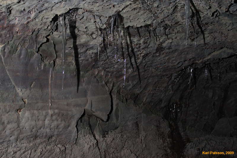 Some icicles in the entrance
