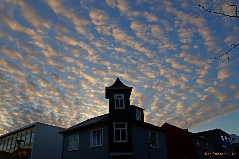 Fluffy clouds over Laugavegur
